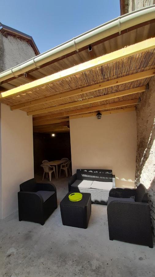 Petite Maison De Village Situee Entre Lacs, Cascades Et Montagnes Virieu-le-Grand Екстер'єр фото